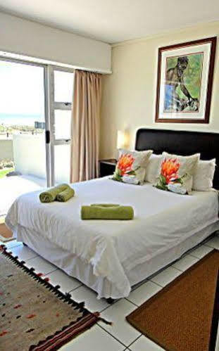 Blouberg Beachfront Accommodation Bloubergstrand Exteriör bild