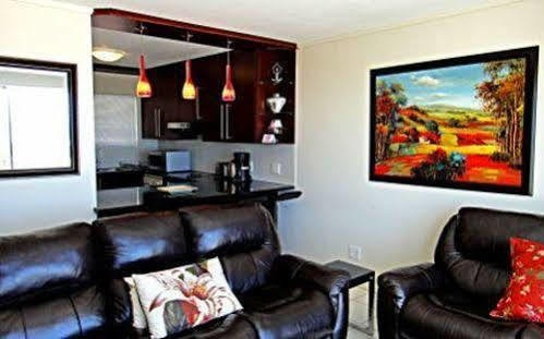 Blouberg Beachfront Accommodation Bloubergstrand Exteriör bild